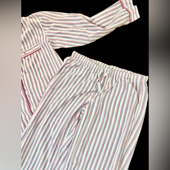 Victoria’s Secrets Pink and Purple Stripped Pijama Set Small Long - Picture 3 of 9